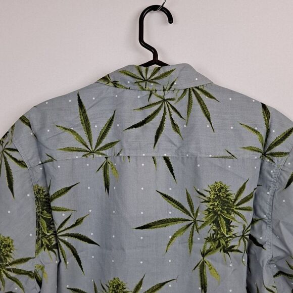 True Rock Mens S/S Shirt  NWOT - Picture 8 of 10